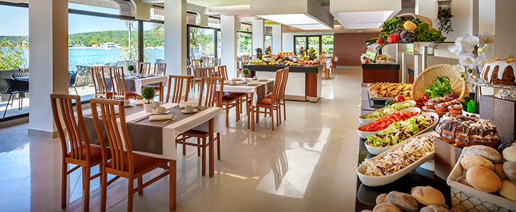 Veya hotel Aminess*** Njivice, otok Krk - Kuponko.si