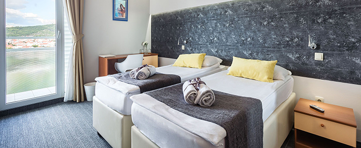Hotel Punta****, Vodice, Hrvatska - Kuponko.si