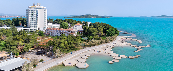 Hotel Punta****, Vodice, Hrvatska - Kuponko.si
