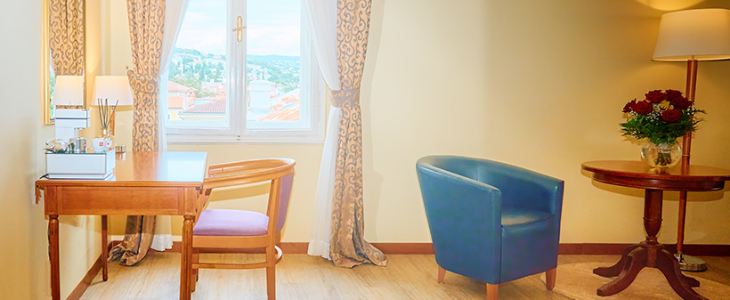 Hotel Bristol, Opatija: morski odmor - Kuponko.si