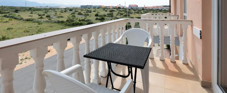 Peris Resort apartmani, Novalja, Pag, 2x noćenje - Kuponko.si