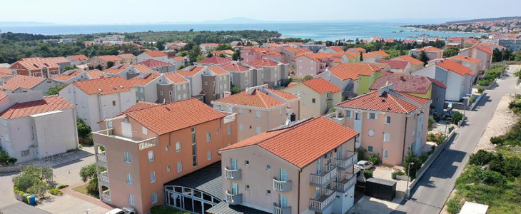 Peris Resort apartmani, Novalja, Pag, 2x noćenje - Kuponko.si