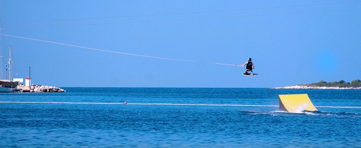 Ski lift Poreč - wakeboarding ili skijanje na vodi - Kuponko.si