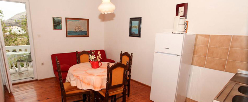 Apartmani Salis 3*, Pag: odmor na moru - Kuponko.si