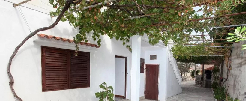 Apartmani Salis 3*, Pag: odmor na moru - Kuponko.si