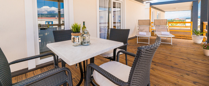 Kamp Tiha, Šilo, otok Krk: mobilne kućice - Kuponko.si