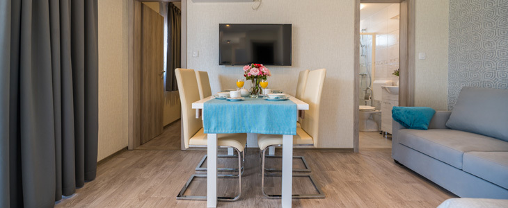 Kamp Tiha, Šilo, otok Krk: mobilne kućice - Kuponko.si