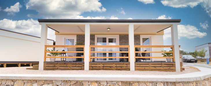 Kamp Tiha, Šilo, otok Krk: mobilne kućice - Kuponko.si