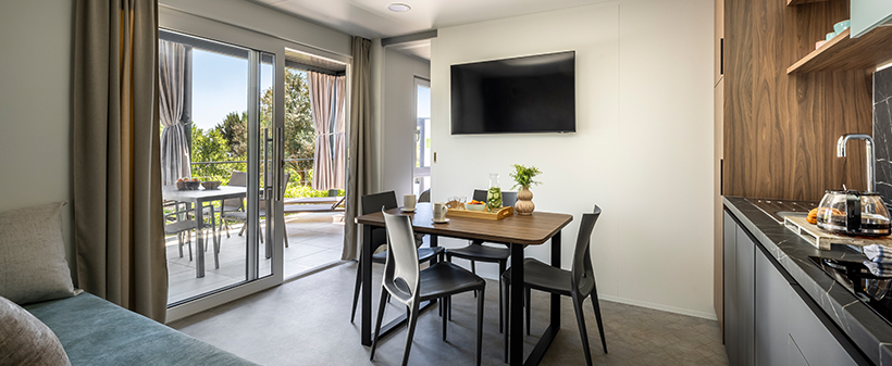 Aminess Planet Camping Holiday Homes Sirena 4* Novigrad - Kuponko.si