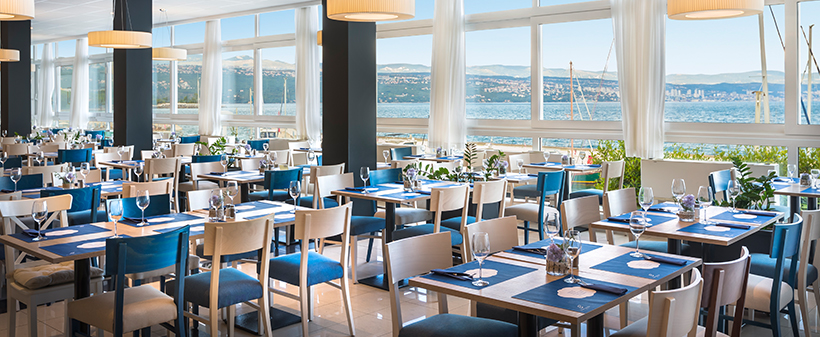 Hotel Istra Opatija, morski odmor s polupansionom - Kuponko.si