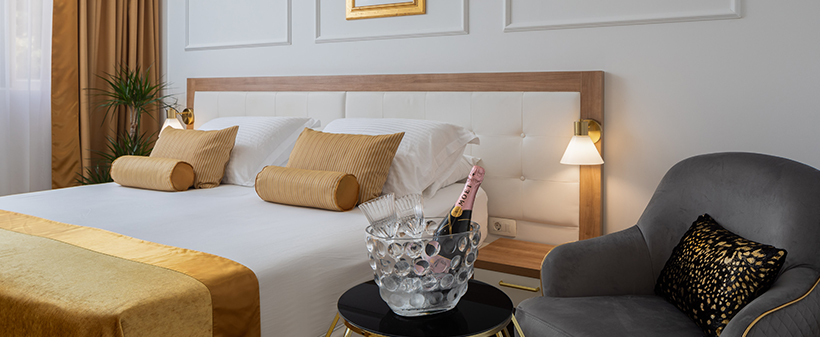 Hotel Corner 4*, Split, morski odmor - Kuponko.si