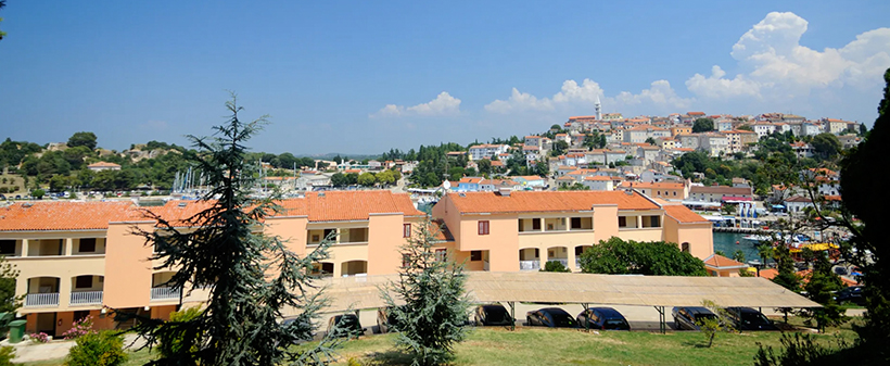 Hotel Pineta, apartmani Riva, Vrsar, morski odmor - Kuponko.si