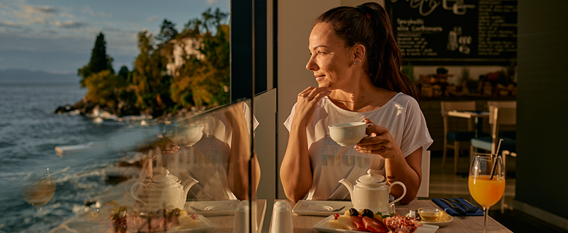 Hotel Istra Opatija, morski odmor s polupansionom - Kuponko.si