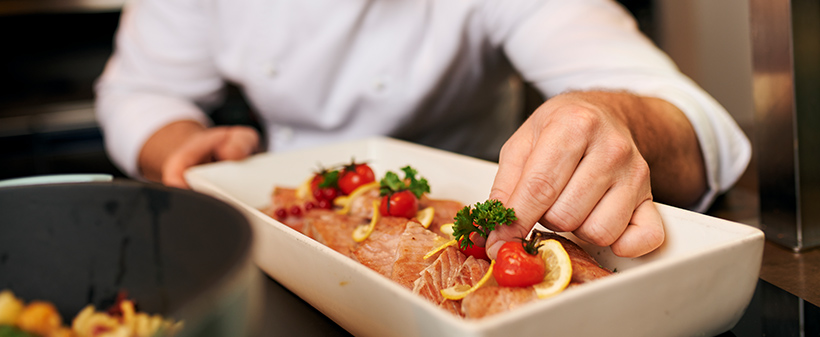 Hotel Istra Opatija, morski odmor s polupansionom - Kuponko.si