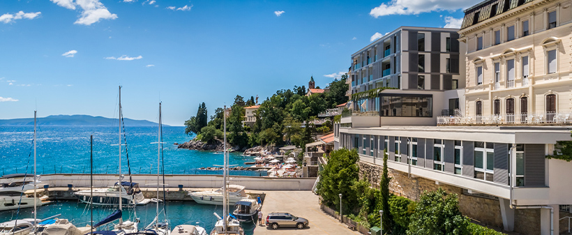 Hotel Istra Opatija, morski odmor s polupansionom - Kuponko.si
