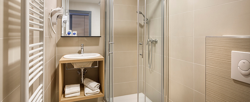 Hotel Istra Opatija, morski odmor s polupansionom - Kuponko.si