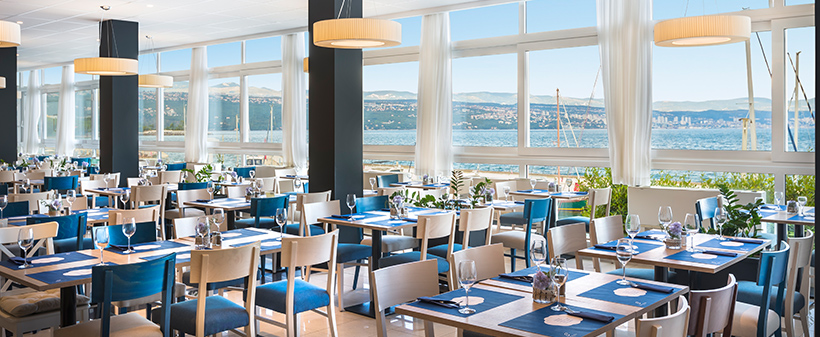 Hotel Istra Opatija, morski odmor s polupansionom - Kuponko.si