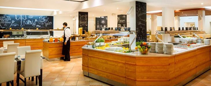 Hotel Pineta, apartmani Riva, Vrsar, morski odmor - Kuponko.si