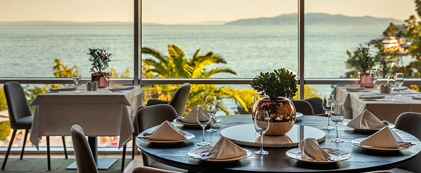 Hotel Ambasador 5* Opatija, wellness odmor na moru - Kuponko.si