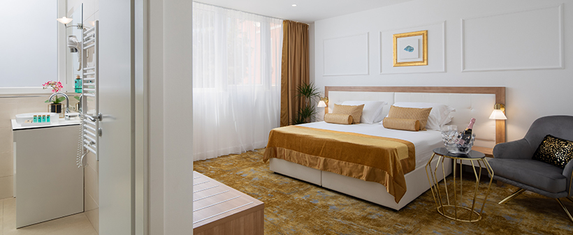 Hotel Corner 4*, Split, morski odmor - Kuponko.si