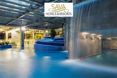 Wellness Živa: kupanje u bazenskom kompleksu