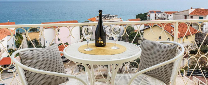 Vila Four Pearls, Seget Donji, Trogir: morski odmor - Kuponko.si