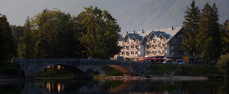  v naraviHotel Jezero****, Bohinjsko jezero: odmor u  - Kuponko.si