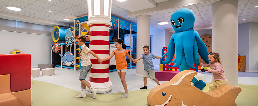 H. Vival Maestral 4*, Novigrad: odmor s polupansionom - Kuponko.si