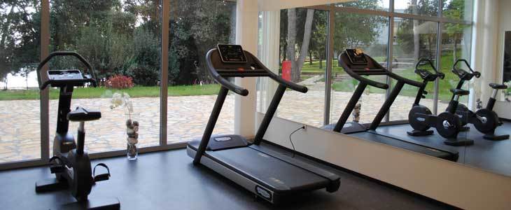 Crvena Luka 4*, Biograd na Moru: odmor s polupansionom - Kuponko.si