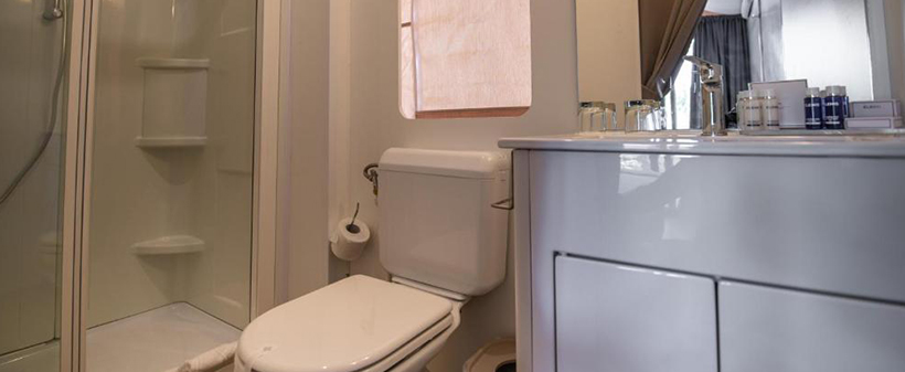 Arena One 99 Glamping: glamping šotor - Kuponko.si