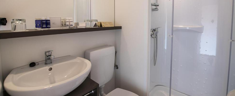 Arena One 99 Glamping: glamping šatori - Kuponko.si