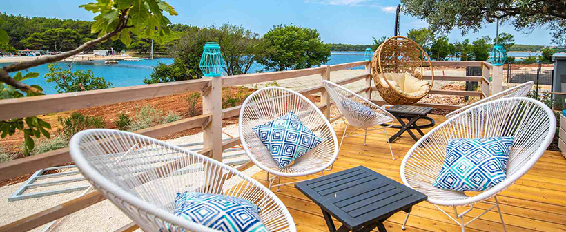 Arena One 99 Glamping: glamping šatori - Kuponko.si