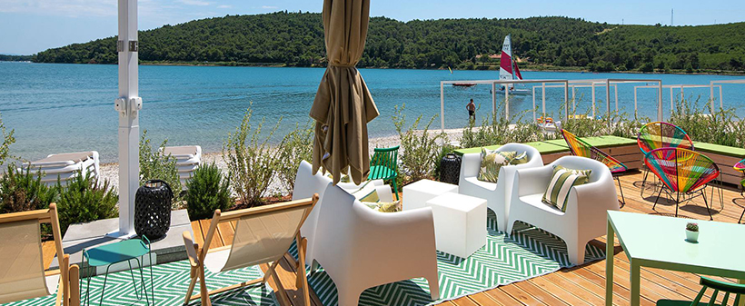 Arena One 99 Glamping: glamping šatori - Kuponko.si