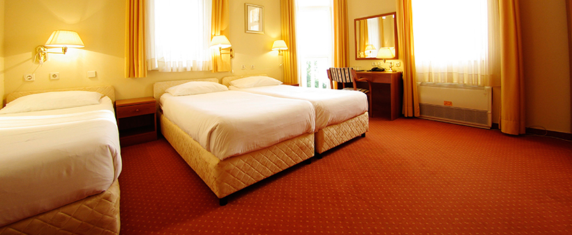 Hotel Vila Ružica 3*, Crikvenica: odmor s polupansionom - Kuponko.si