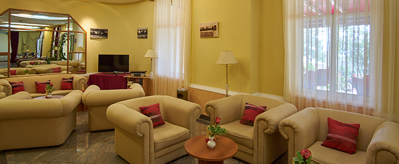 Hotel Vila Ružica 3*, Crikvenica: odmor s polupansionom - Kuponko.si