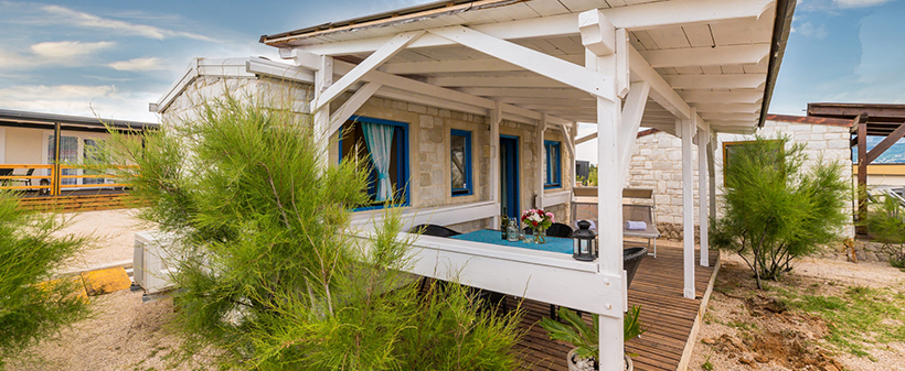 Kamp Tiha, Šilo, otok Krk: mobilne kućice - Kuponko.si