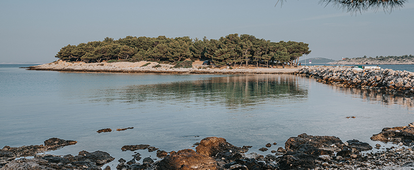 Colentum Resort Murter 3*: odmor s polupansionom - Kuponko.si