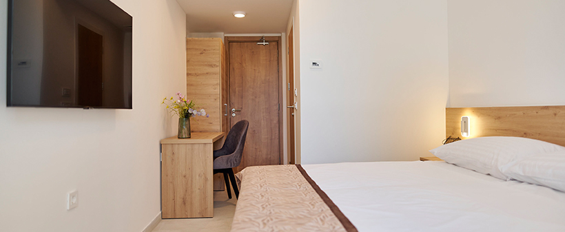 Colentum Resort Murter 3*: odmor s polupansionom - Kuponko.si