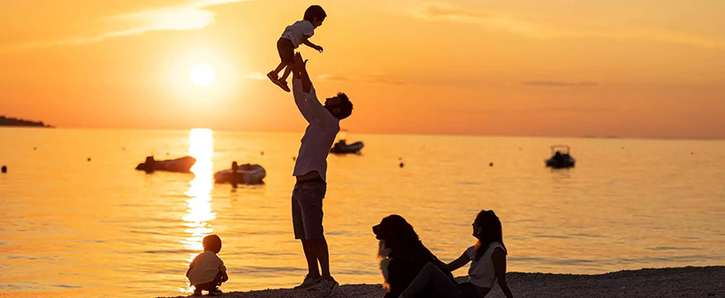 i u Bi VillageuBi Village, Glamping Lavanda: glamping - Kuponko.si