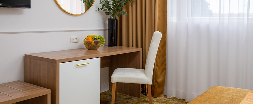 Hotel Corner 4*, Split, morski odmor - Kuponko.si