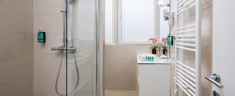 Hotel Corner 4*, Split, morski odmor - Kuponko.si