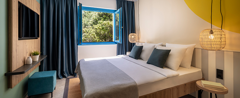 Hotel Sunny Krk by Valamar: polupansion, bazen - Kuponko.si