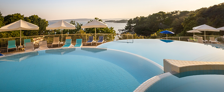 Hotel Sunny Krk by Valamar: polupansion, bazen - Kuponko.si