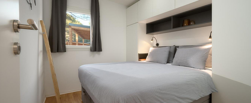 Pine beach resort, Pakoštane: mobilne kućice - Kuponko.si