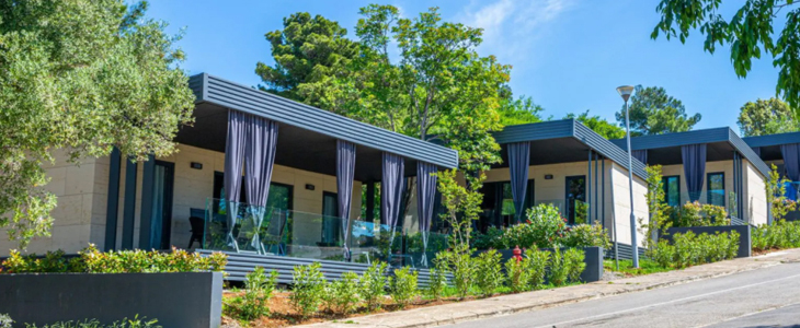 Adrialux kamp - mobilne kućice u Selcu - Kuponko.si