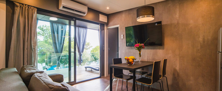 Adrialux kamp - mobilne kućice u Selcu - Kuponko.si