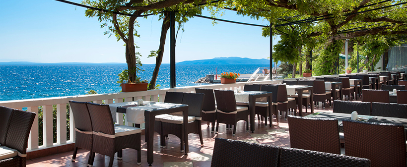 Hotel Kristal, Opatija, proljetni odmor - Kuponko.si