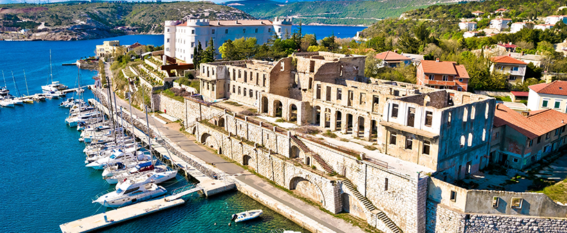 Uvala Scott, Kraljevica: odmor s polupansionom - Kuponko.si