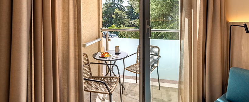 H. Vival Maestral 4*, Novigrad: odmor s polupansionom - Kuponko.si