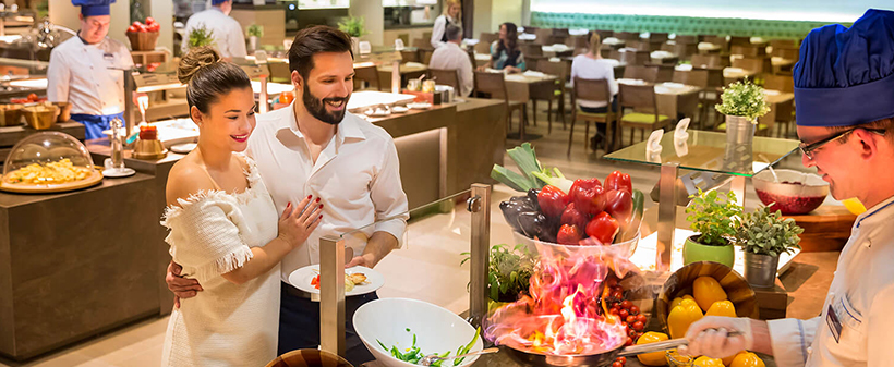 H. Vival Maestral 4*, Novigrad: odmor s polupansionom - Kuponko.si